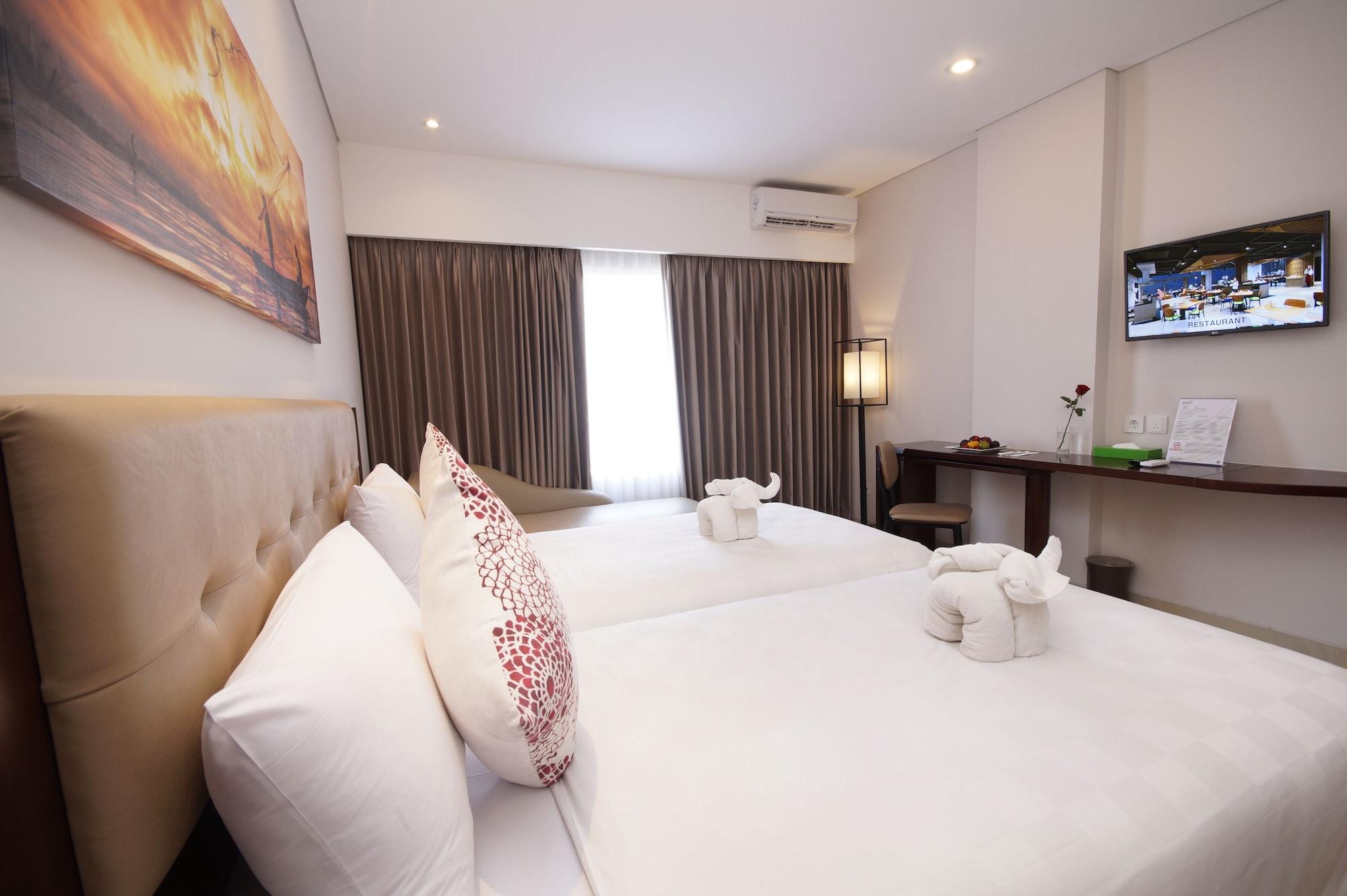 Hotel Primebiz Tegal Exterior foto