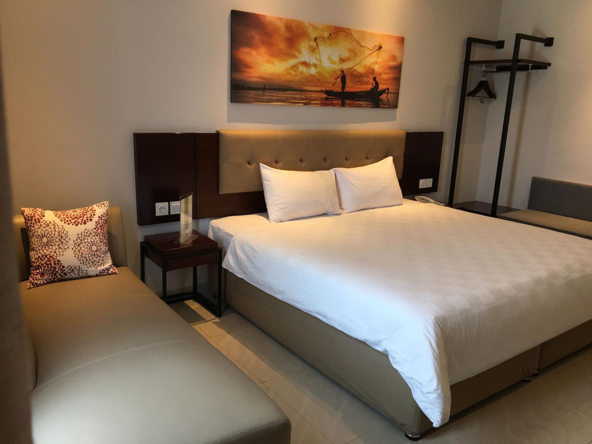 Hotel Primebiz Tegal Exterior foto